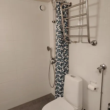 Apartamento Tilava Yksioe Parvekkeella *